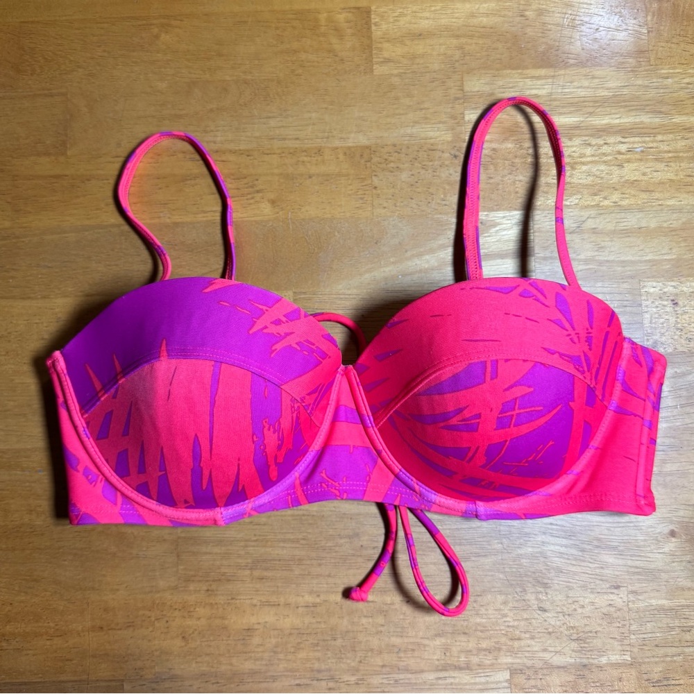 Roxy Swim Pink Purple Abstract Palm Underwire Balconette Bikini Top Medium